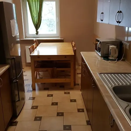 Petit Auberge de jeunesse *